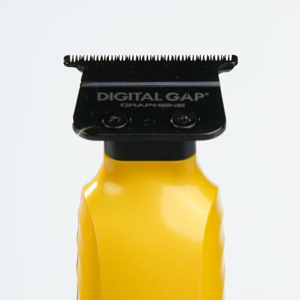 https://cdn.shopify.com/s/files/1/0937/0153/8155/files/WEBSITE_BARBER_TOOLS-08625.jpg?v=1772658107