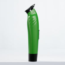 https://cdn.shopify.com/s/files/1/0937/0153/8155/files/WEBSITE_BARBER_TOOLS-08637.jpg?v=1772657987