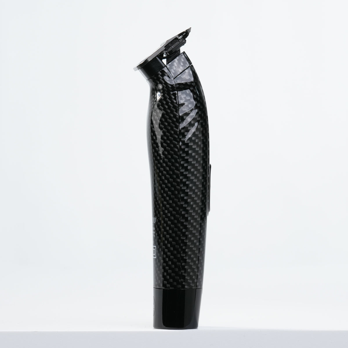 https://cdn.shopify.com/s/files/1/0937/0153/8155/files/WEBSITE_BARBER_TOOLS-08693.jpg?v=1772657909