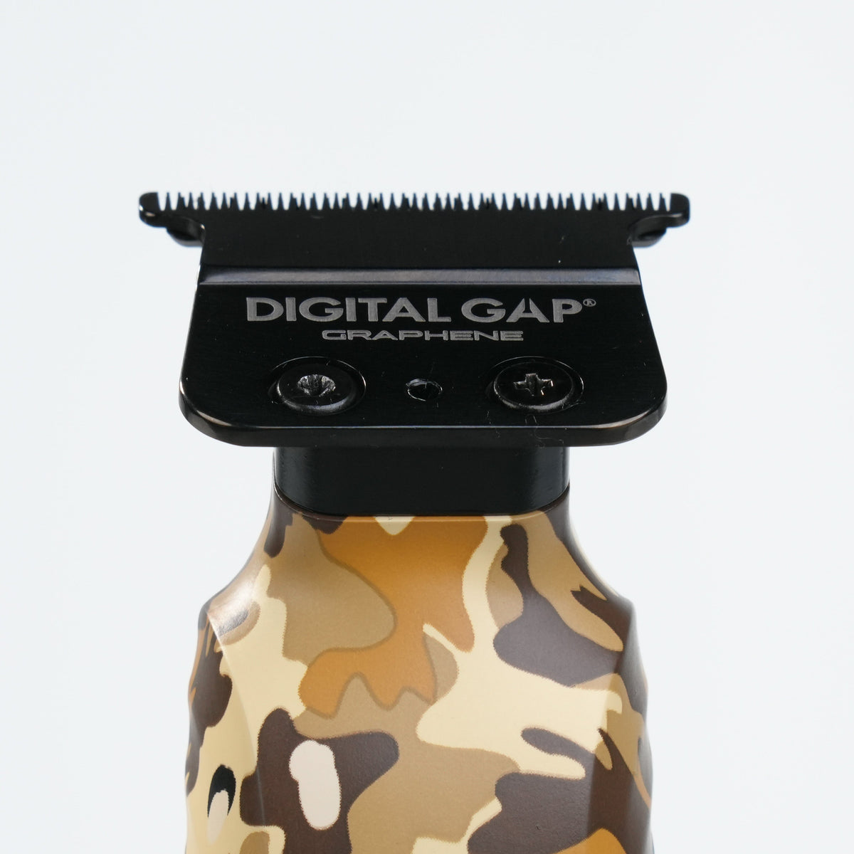 https://cdn.shopify.com/s/files/1/0937/0153/8155/files/WEBSITE_BARBER_TOOLS-08713.jpg?v=1772657874